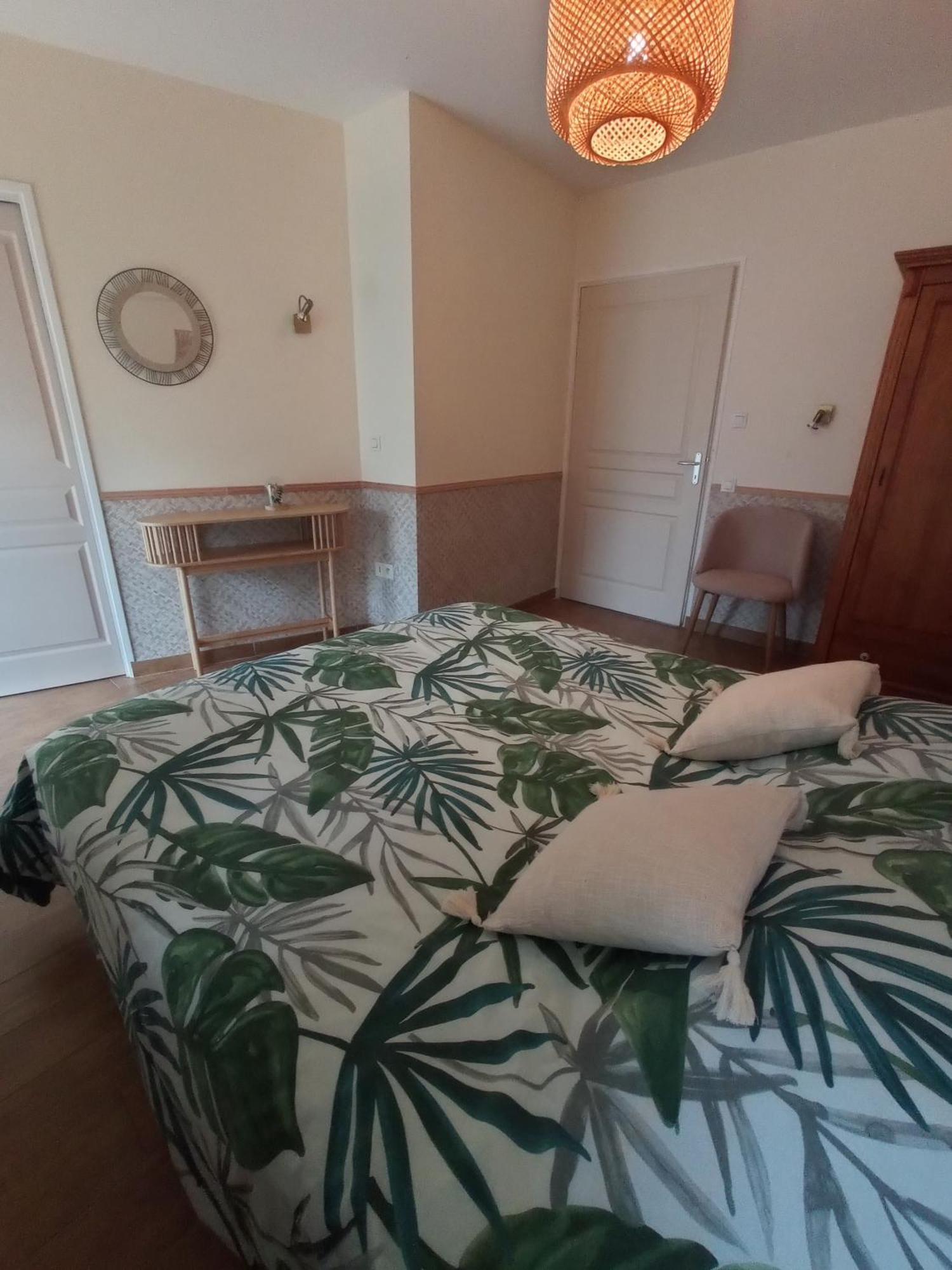 Chambres D'Hotes La Roche Saint-Hilaire-des-Landes Екстер'єр фото